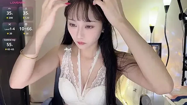 Freechat Molly00- on StripChat