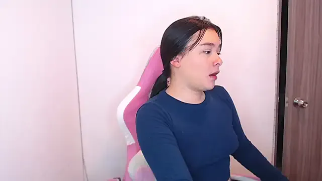 Freechat nahia__2 on StripChat