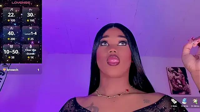 naomy__xx from StripChat