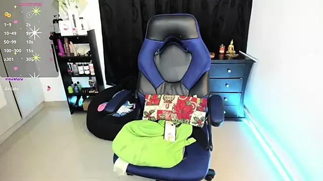 natasha777_v on StripChat 
