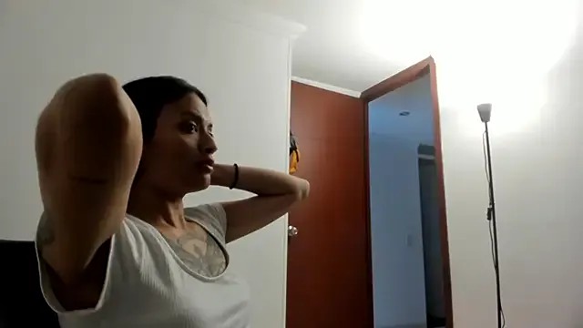 StripChat nia__white is Freechat nia__white — MULTY SQUIRT IN PANTYHOSE