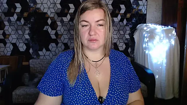 NikaSkylink on StripChat