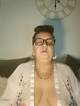 Nova-iswiserx — Mid week vibes