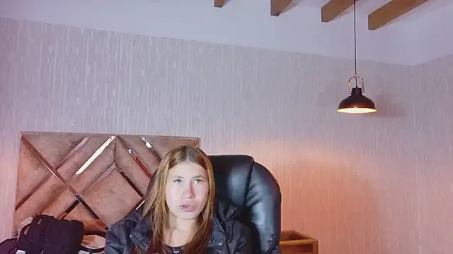 Olivia11_ — show ass and rub doggy pussy