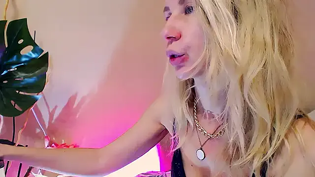 StripChat OLIVIA_CANDY is Private OLIVIA_CANDY — squirt