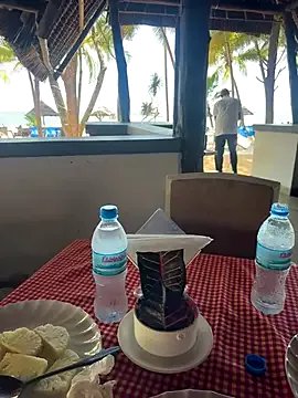 peeky_pinky on StripChat 