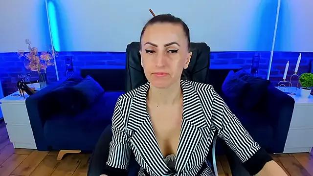 Rebecca_Diamond on StripChat 
