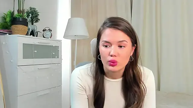 RicardaPersing — Make a Shy face close to cam