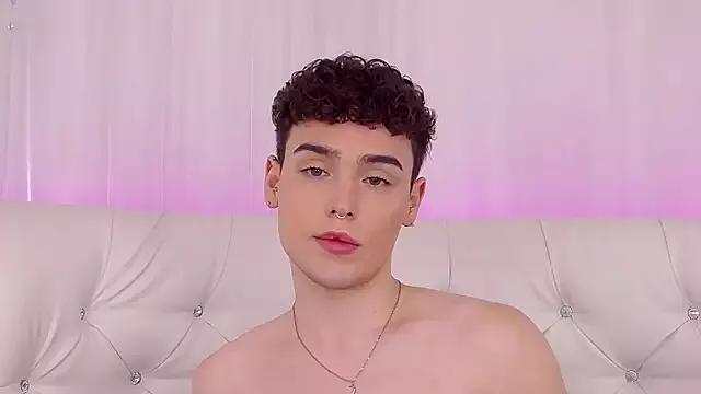 RobbyCharming on StripChat
