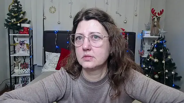 RoseHille on StripChat