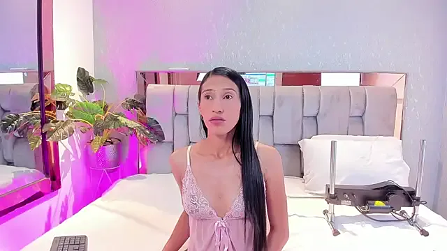 Freechat RoseTaylor__ on StripChat