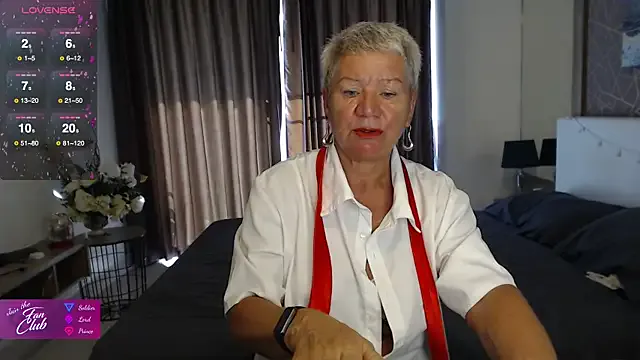 roxana_brooks on StripChat