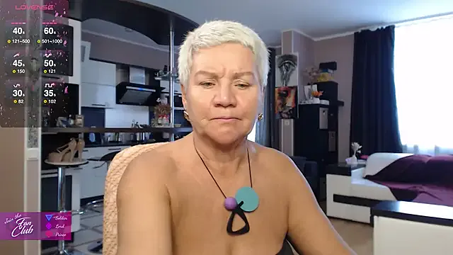 roxana_brooks — Massage my boobs under clothes