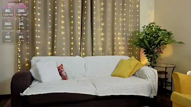 RozanneJordan — PLAY DOMI IN DOGGY POSE!!