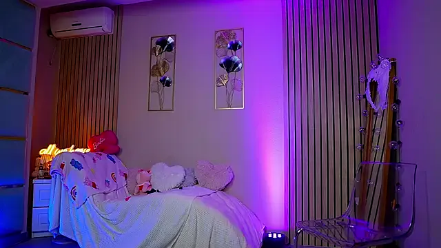 SabrinaJade on StripChat