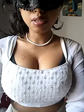 Freechat sandy_naughty on StripChat