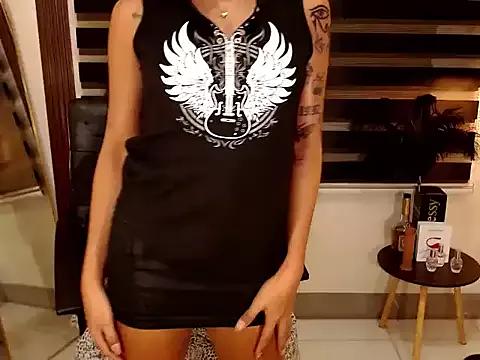 SarahAmber from StripChat