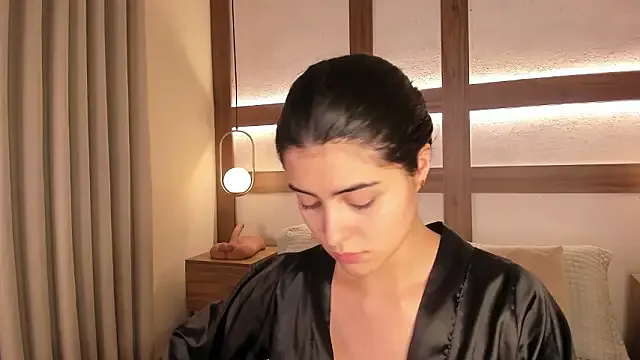 Freechat SarhaVega on StripChat