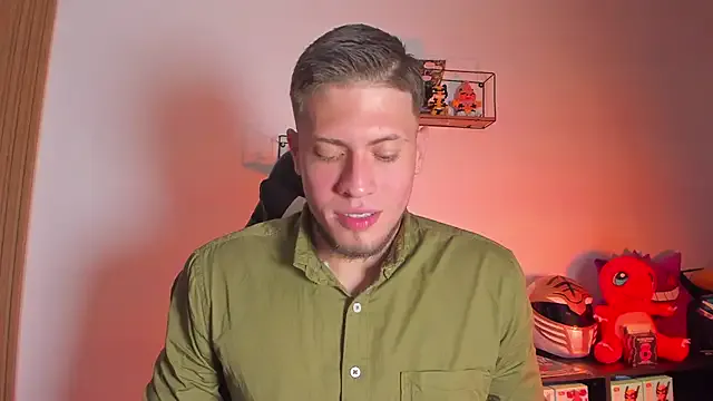 StripChat SebastianMaximoff_ is Freechat SebastianMaximoff_ — take off shirt