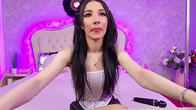 SelenaXoX on StripChat