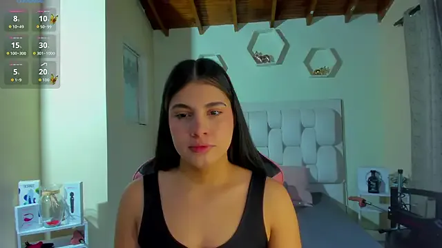 Freechat shanakendall on StripChat