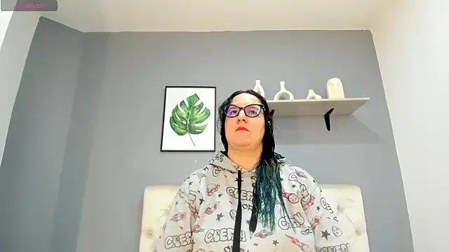 Soe_Lara on StripChat