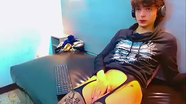 Sr_BonnyEthan on StripChat