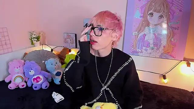 Strawberry_Kitty_ from StripChat
