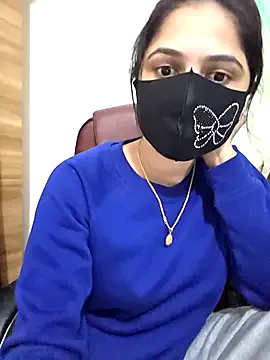 Freechat Suvosri on StripChat