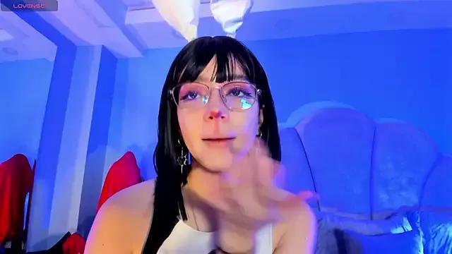 sweeet_peach from StripChat