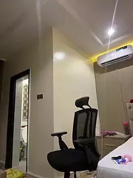 Sweetbootty from StripChat