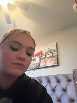 tayweird — get me naked