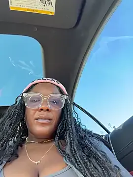 TilaTotti on StripChat