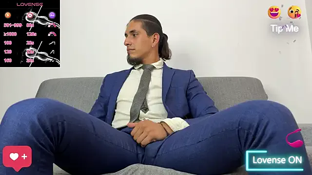 Tom_blunt96 on StripChat