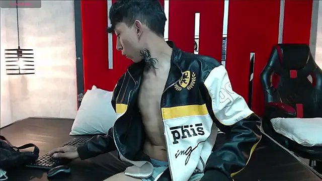 TREVORDONSON on StripChat