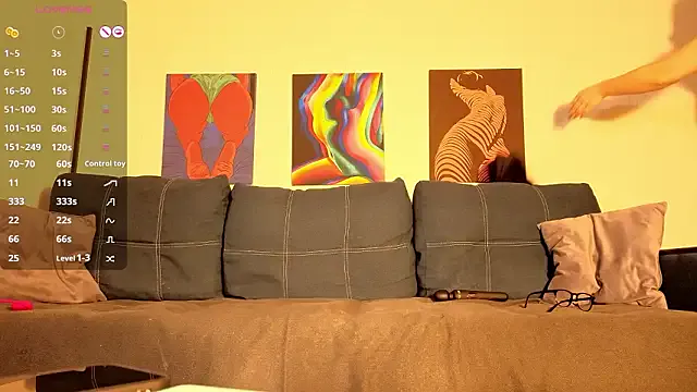 TrixiBell — Freechat on StripChat