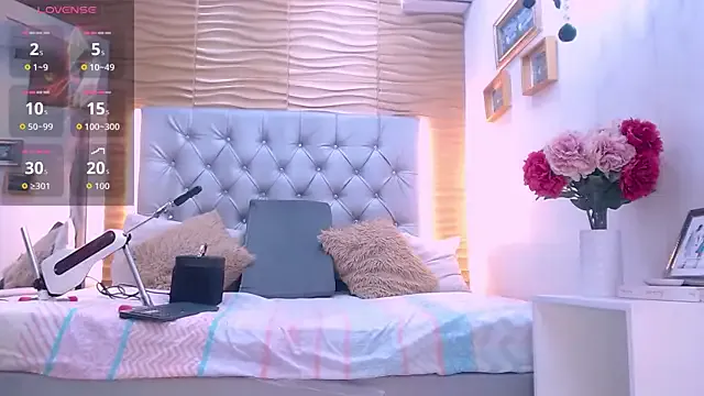 ValeryBerri on StripChat