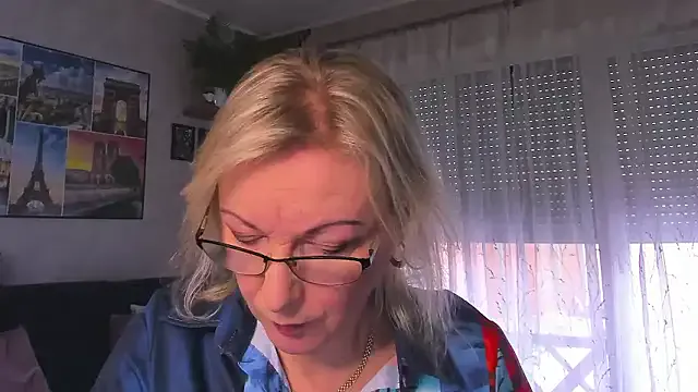 vanessa_chat on StripChat