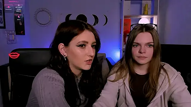 veronica_bubble — bite her