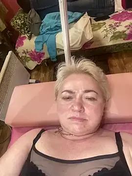 Viki100paradise on StripChat 