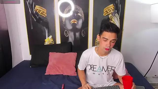 Freechat Violet_Dream2 on StripChat