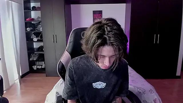 xIce_Boy — Shirt Out