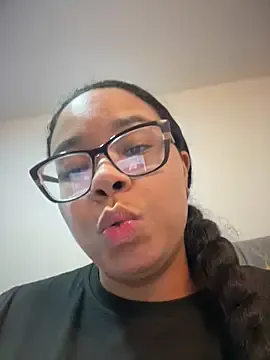 Freechat XMara on StripChat