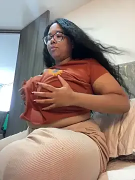 XMara — RUB MY PUSSY  