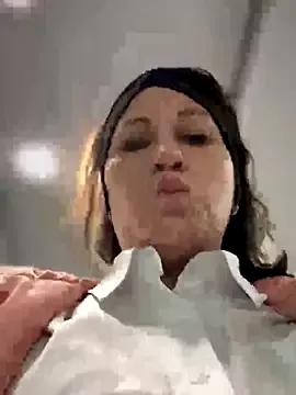 ZhenjaPoledance from StripChat