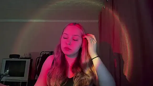 ZoraDearmon on StripChat